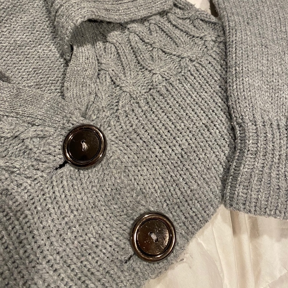 Gray wool knit cardigan - Picture 2 of 4